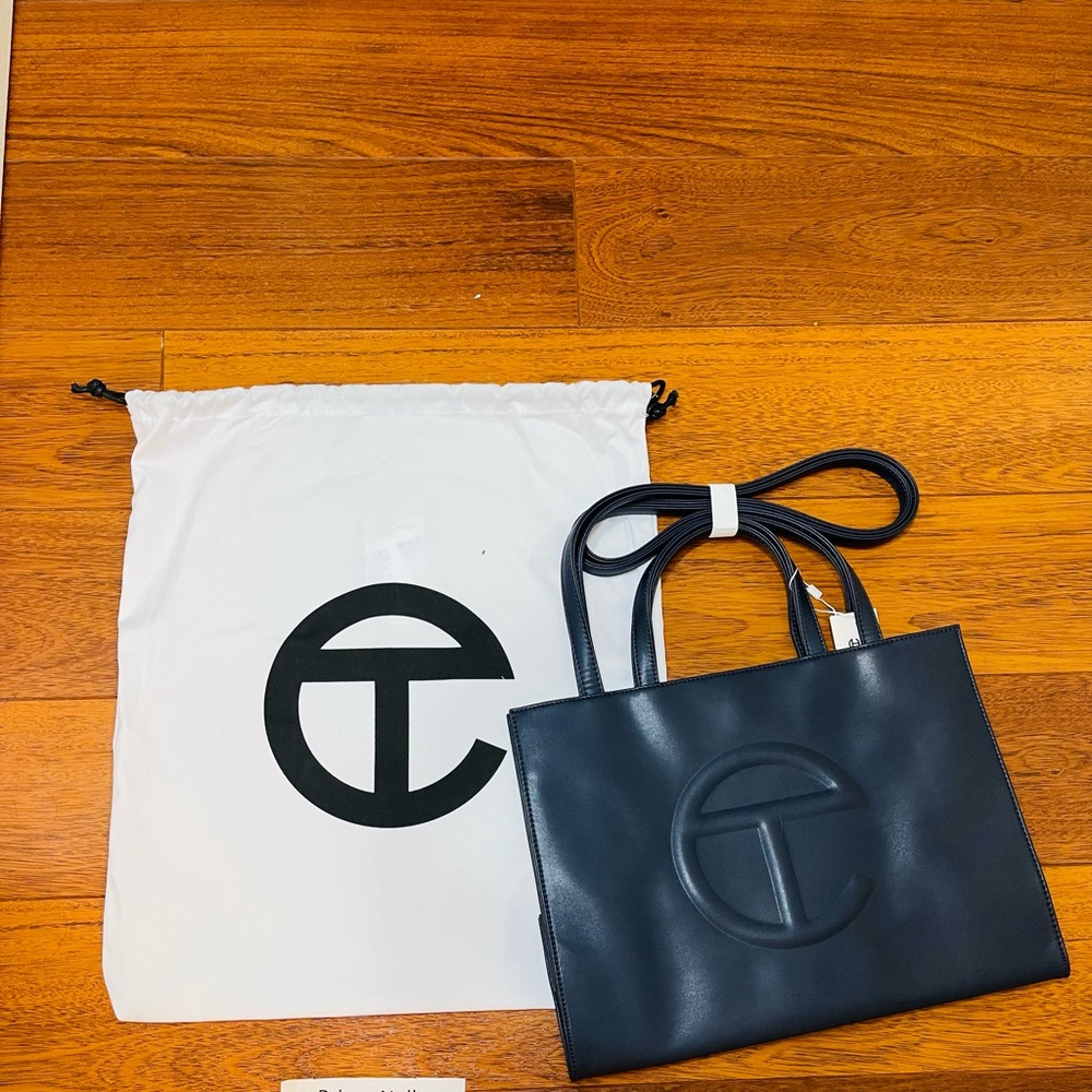 Telfar Medium Bag - Navy